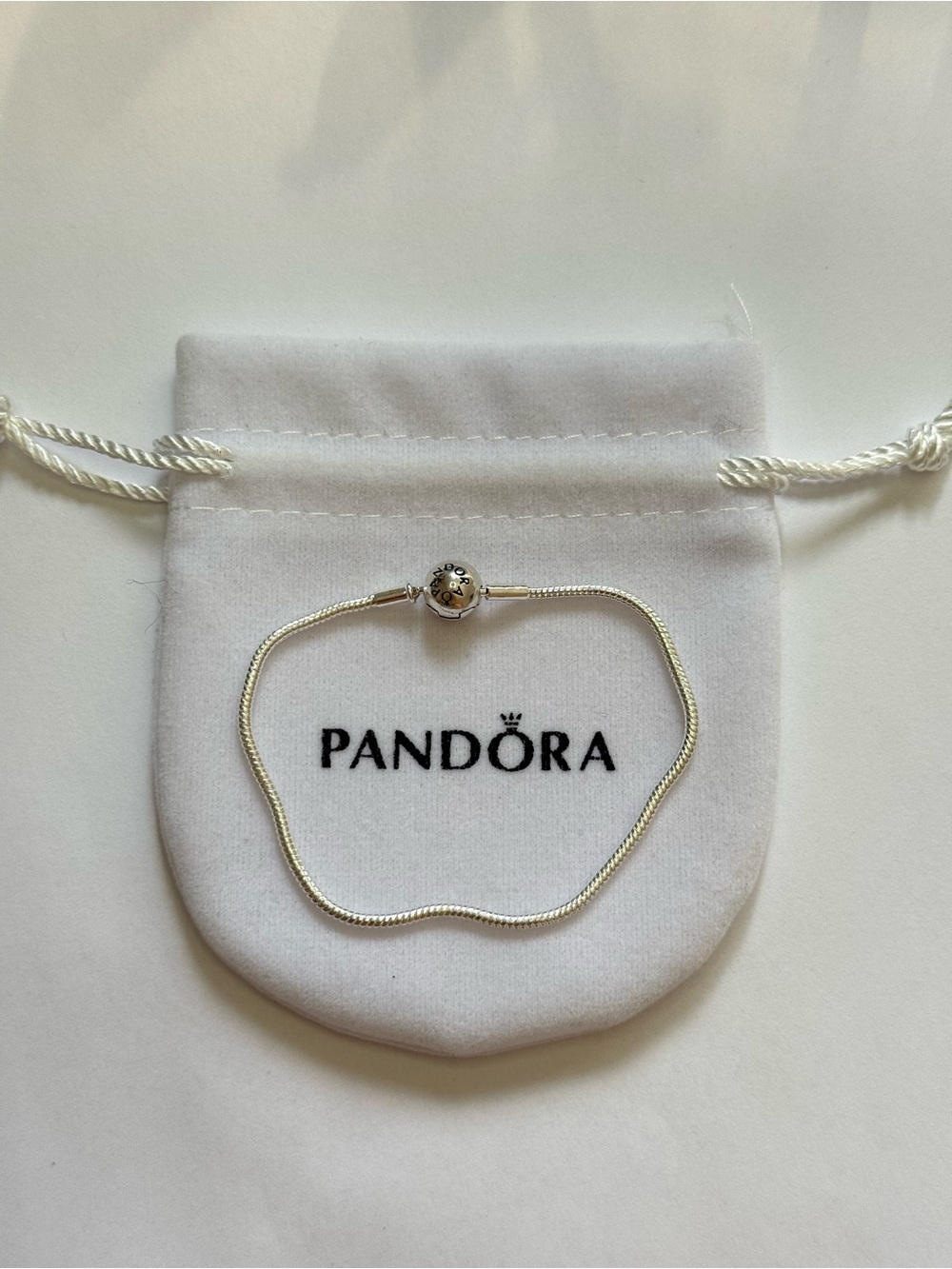 PANDORA Pandora Me Snake Chain Bracelet NEW WITHOUT BAG
Sterling silver 6.5 inch